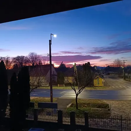 Sailor 公寓 巴拉通雷勒